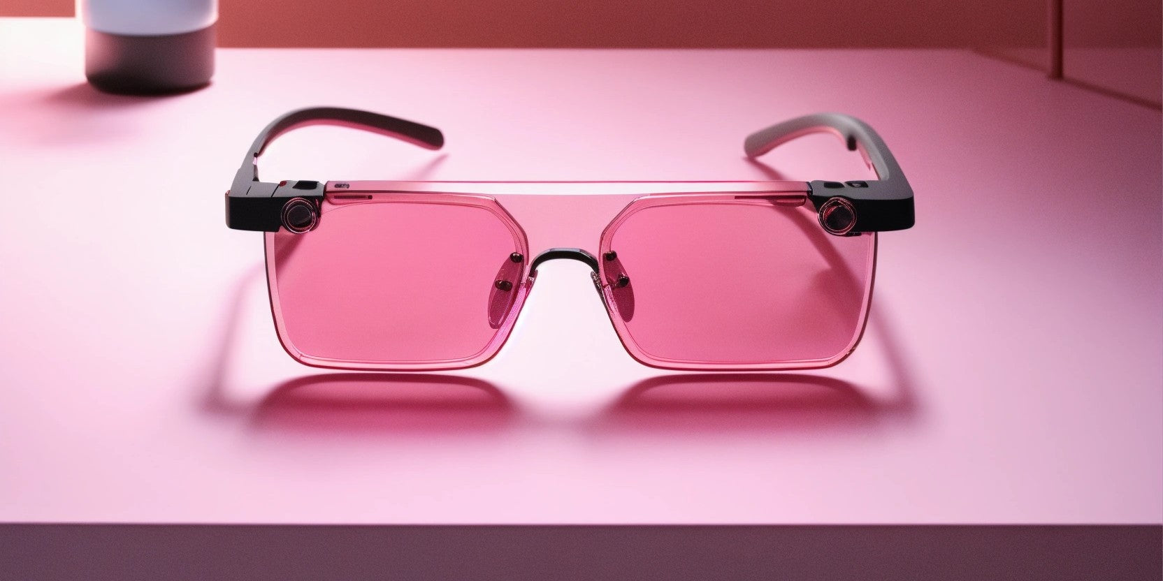 Pink Sunglasses Styling: Feminine Eyewear Fashion
