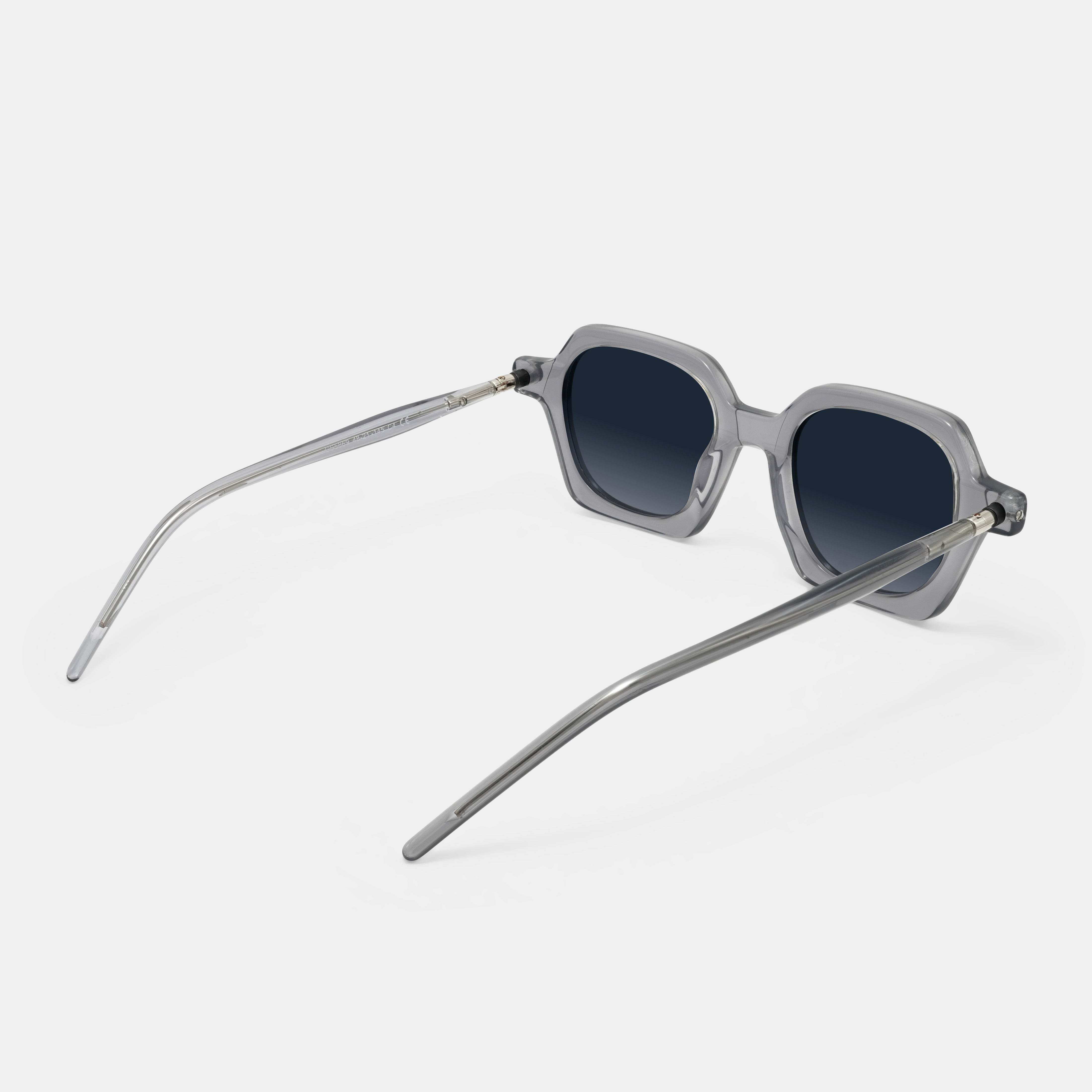 Leander Extra Wide