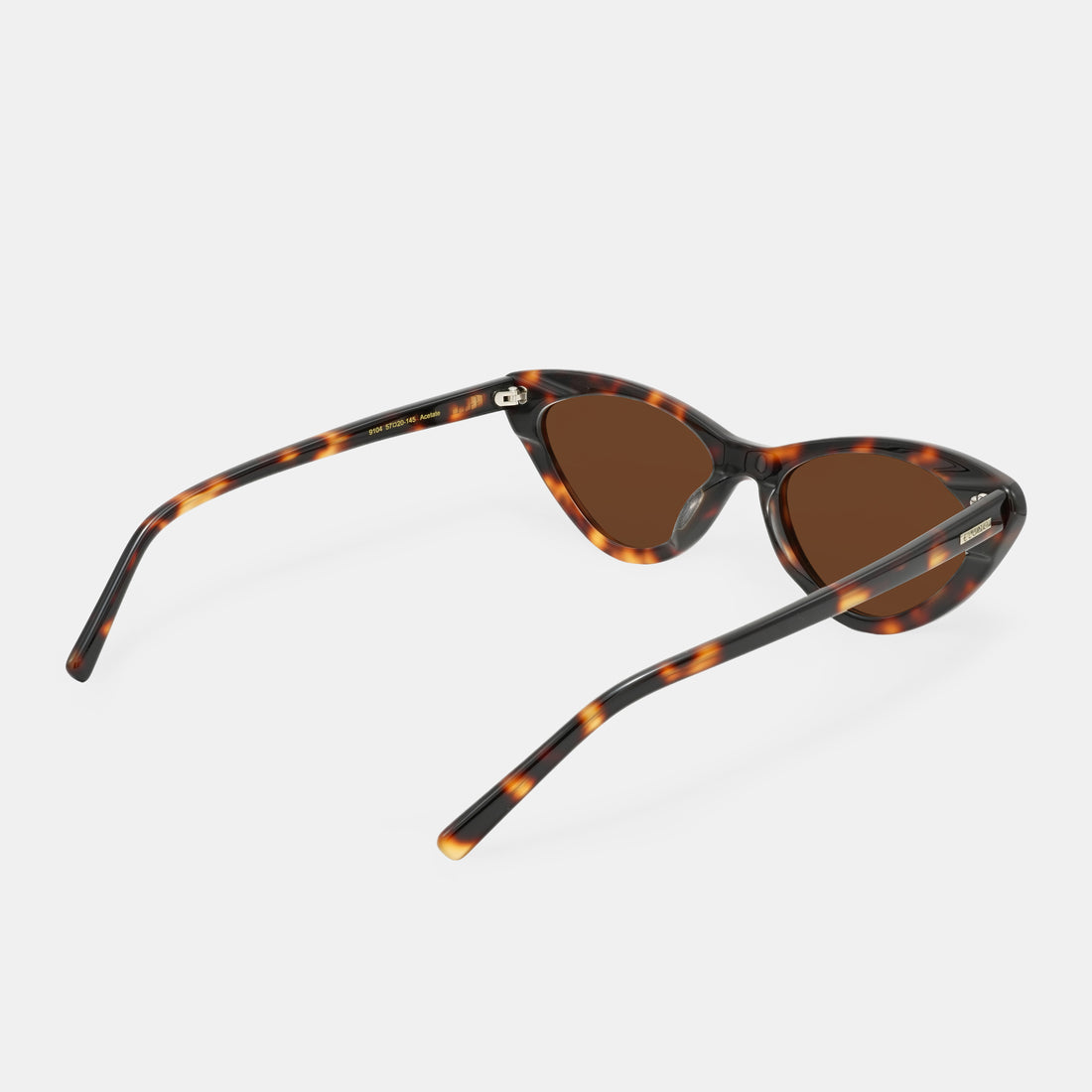 April Extra Wide