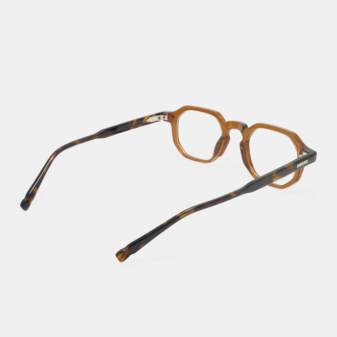Hazel Medium