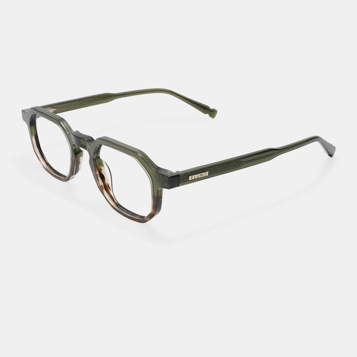 Hazel Medium