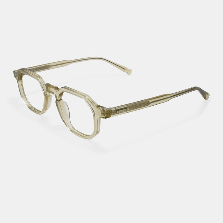 Hazel Medium